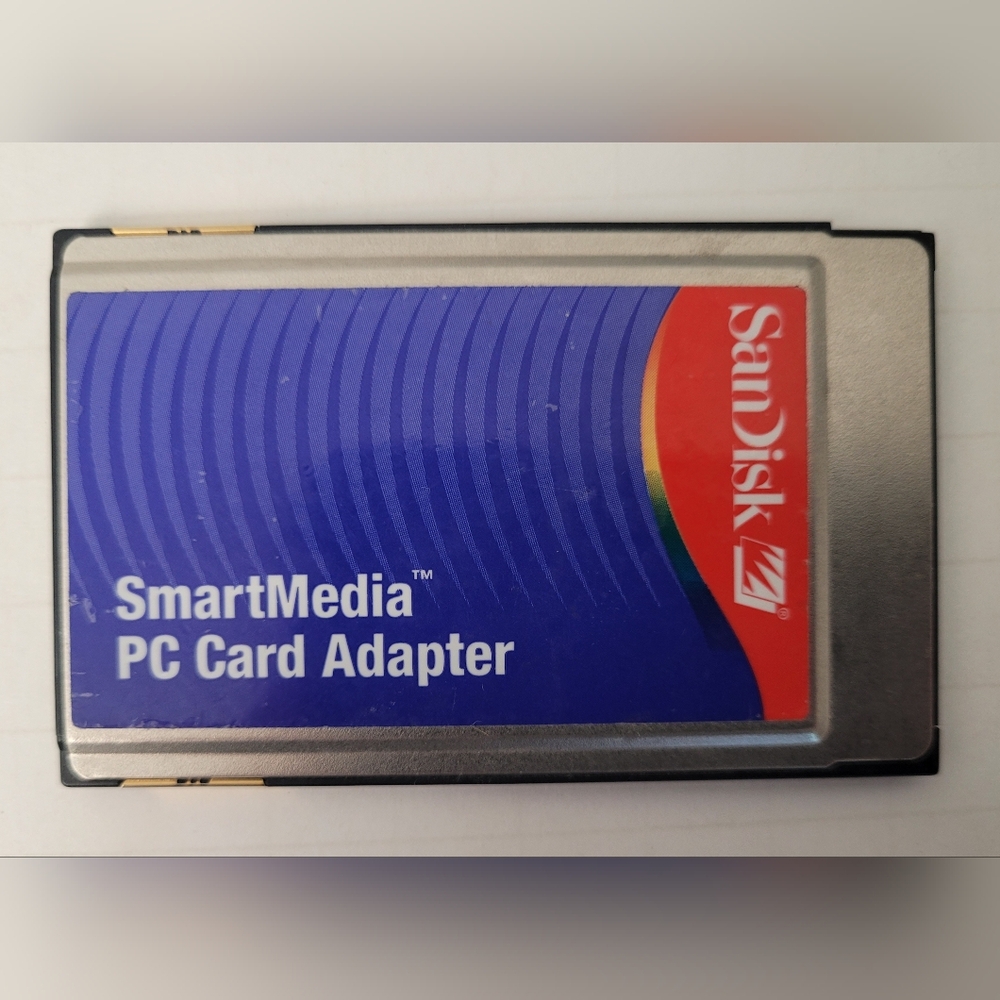 SanDisk PC Card Adapter for Smart Media Grade A Flash Memory Card SDDR-60-01